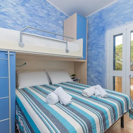 Apartment Casa Maria 250m From The Beach - Happy *